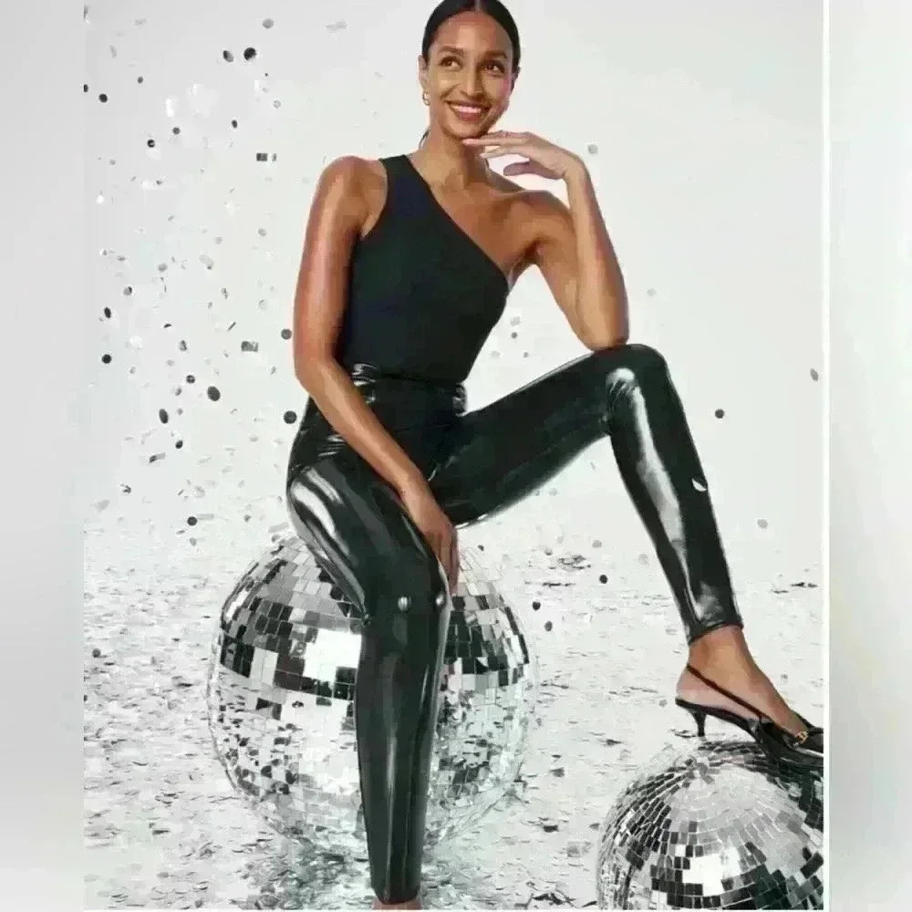 NWT Spanx Faux Large Patent Leather Legging Item# 2C